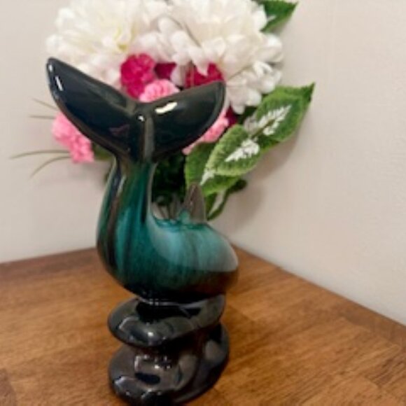 Vintage Blue Mountain Pottery Dolphin Figurine – Canadian Green Drip Glaze – Mid - Picture 7 of 8